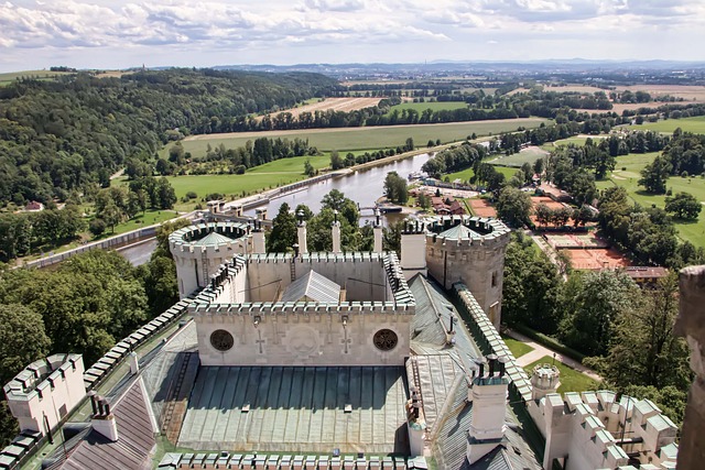 zámek v Hluboké nad Vltavou